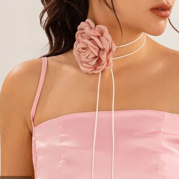 NEW Mauve Pink Fabric Flower French Choker Wrap Necklace - Picture 1 of 3